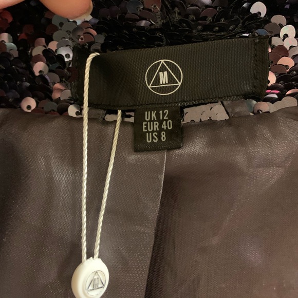 Missguided Sequin Blazer Dress - Picture 4 of 6